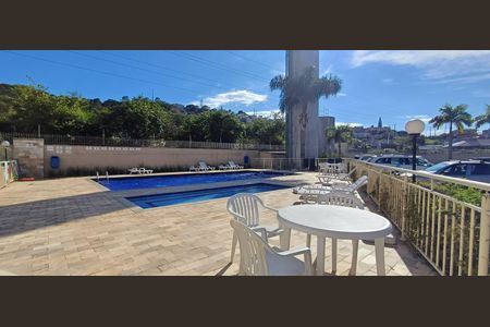 Apartamento para alugar com 60m², 2 quartos e 1 vaga Apartamento para alugar com 60m², 2 quartos e 1 vagaÁrea comum - Piscina