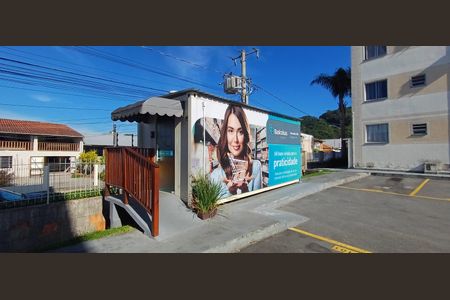 Apartamento para alugar com 60m², 2 quartos e 1 vaga Apartamento para alugar com 60m², 2 quartos e 1 vagaMinimercado