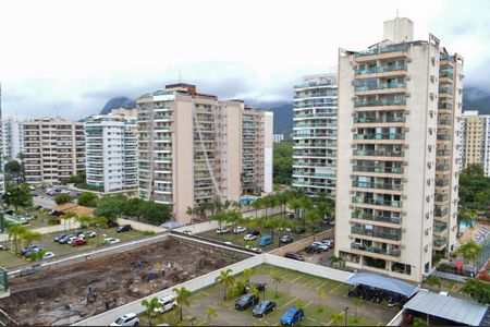 Apartamento à venda com 69m², 2 quartos e 1 vaga Apartamento à venda com 69m², 2 quartos e 1 vagaVista da Varanda