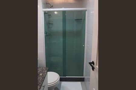 Apartamento à venda com 69m², 2 quartos e 1 vaga Apartamento à venda com 69m², 2 quartos e 1 vagaBanheiro