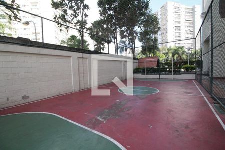 Apartamento à venda com 69m², 2 quartos e 1 vaga Apartamento à venda com 69m², 2 quartos e 1 vagaQuadra Poliesportiva