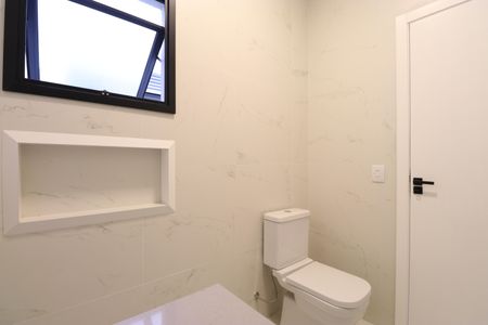 Casa à venda com 120m², 3 quartos e 2 vagasBanheiro Social