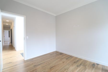 Casa à venda com 120m², 3 quartos e 2 vagasSuíte