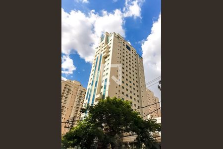 Studio à venda com 30m², 1 quarto e 1 vaga Studio à venda com 30m², 1 quarto e 1 vagaFachada