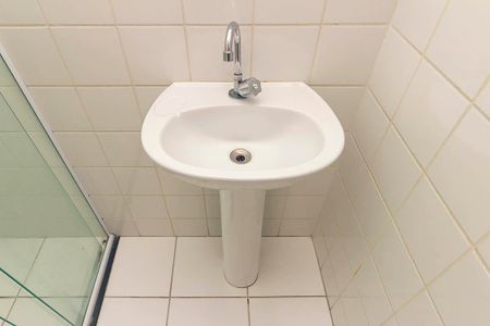 Apartamento para alugar com 43m², 1 quarto e sem vagaBanheiro