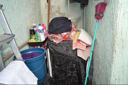 Casa à venda com 80m², 2 quartos e sem vagaÁrea de Serviço