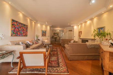 Apartamento à venda com 230m², 4 quartos e 4 vagasSala