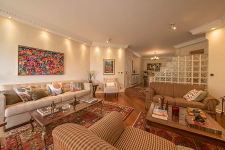 Apartamento à venda com 230m², 4 quartos e 4 vagasSala