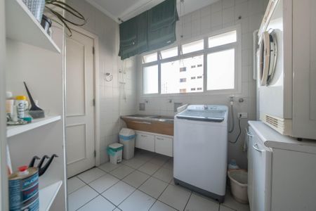 Apartamento à venda com 230m², 4 quartos e 4 vagasÁrea de Serviço