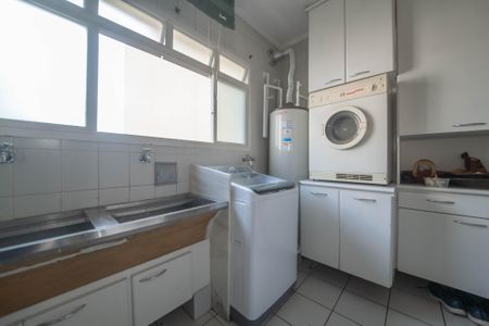 Apartamento à venda com 230m², 4 quartos e 4 vagasÁrea de Serviço