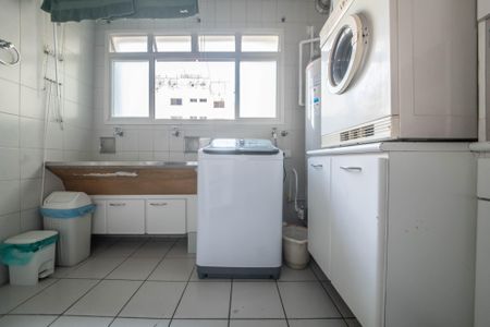 Apartamento à venda com 230m², 4 quartos e 4 vagasÁrea de Serviço