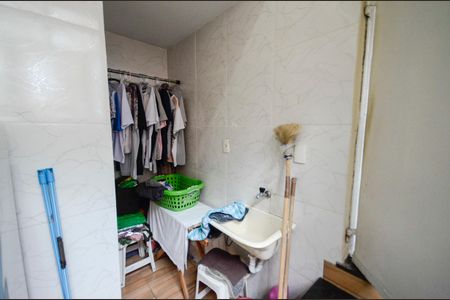 Casa à venda com 196m², 3 quartos e 5 vagas Casa à venda com 196m², 3 quartos e 5 vagasÁrea de Serviço