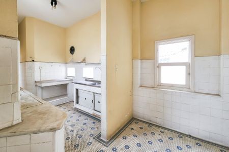 Apartamento à venda com 250m², 4 quartos e 2 vagasCozinha