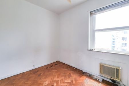 Apartamento à venda com 250m², 4 quartos e 2 vagasQuarto 2