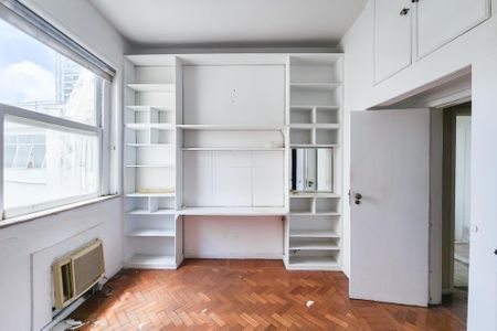 Apartamento à venda com 250m², 4 quartos e 2 vagasQuarto 2