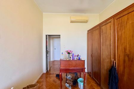 Apartamento para alugar com 250m², 4 quartos e 2 vagasQuarto 2