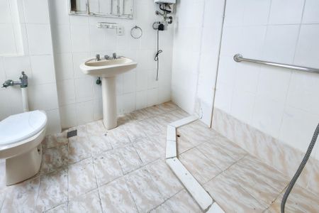 Apartamento à venda com 250m², 4 quartos e 2 vagasBanheiro Social