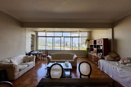 Apartamento para alugar com 250m², 4 quartos e 2 vagasSala