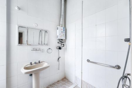 Apartamento à venda com 250m², 4 quartos e 2 vagasBanheiro Social
