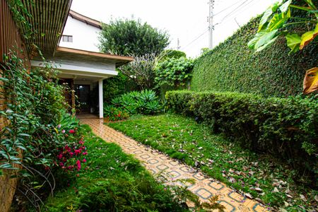 Casa à venda com 300m², 4 quartos e sem vagaJardim