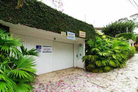 Casa à venda com 300m², 4 quartos e sem vagaFachada + Plaquinha