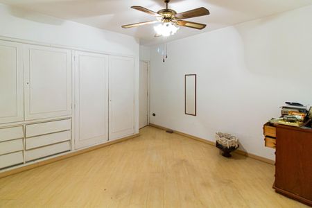 Casa à venda com 300m², 4 quartos e sem vagaSuíte 3