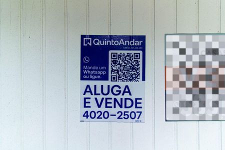 Casa à venda com 300m², 4 quartos e sem vagaPlaquinha