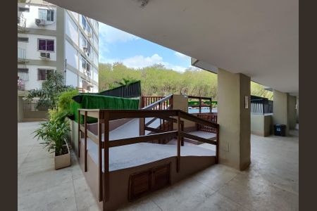 Apartamento à venda com 100m², 2 quartos e 1 vagaÁrea comum - Piscina