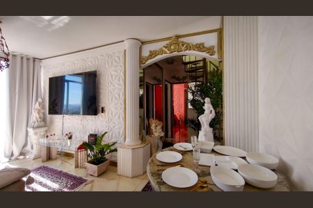 Apartamento à venda com 100m², 2 quartos e 1 vagaSala