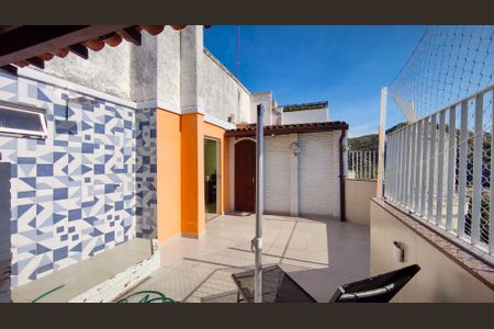 Apartamento à venda com 100m², 2 quartos e 1 vagaÁrea gourmet