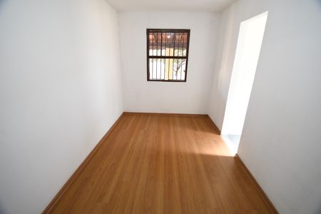 Casa para alugar com 90m², 2 quartos e sem vagaQuarto 1