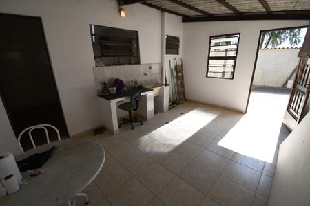 Casa para alugar com 90m², 2 quartos e sem vagaÁrea de Serviço