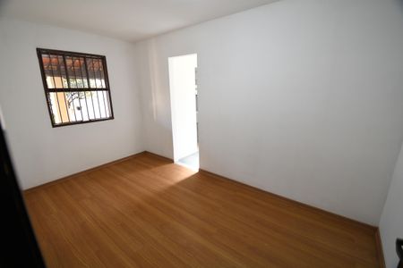 Casa para alugar com 90m², 2 quartos e sem vagaQuarto 1