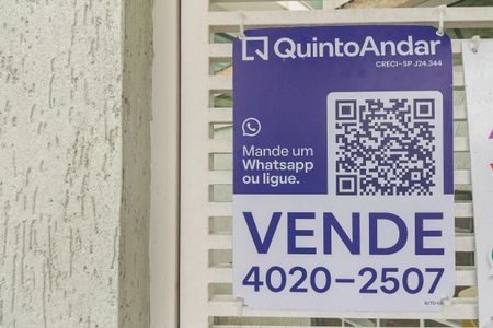 Casa à venda com 145m², 3 quartos e 3 vagasFachada - Placa