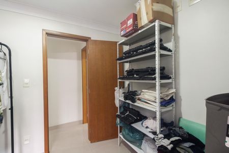 Casa à venda com 145m², 3 quartos e 3 vagasQuarto 2