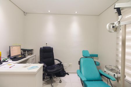 Casa à venda com 145m², 3 quartos e 3 vagasSala