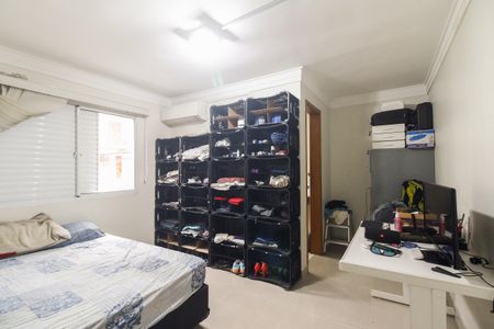 Casa à venda com 145m², 3 quartos e 3 vagasSuíte