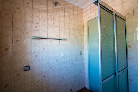 Casa à venda com 160m², 2 quartos e 2 vagas Casa à venda com 160m², 2 quartos e 2 vagasBanheiro