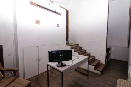 Casa à venda com 600m², 6 quartos e 2 vagasQuarto 