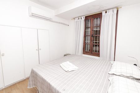 Casa à venda com 600m², 6 quartos e 2 vagasSuíte 3