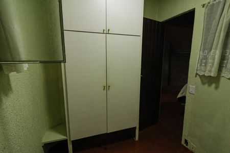 Casa à venda com 600m², 6 quartos e 2 vagasQuarto de Serviço