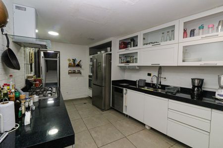 Casa à venda com 600m², 6 quartos e 2 vagasCozinha
