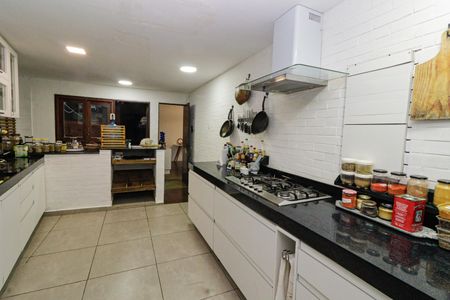 Casa à venda com 600m², 6 quartos e 2 vagasCozinha