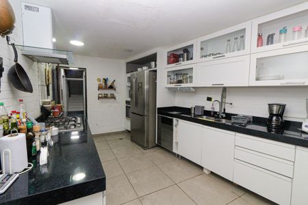 Casa à venda com 600m², 6 quartos e 2 vagasCozinha