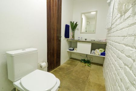 Casa à venda com 600m², 6 quartos e 2 vagasLavabo