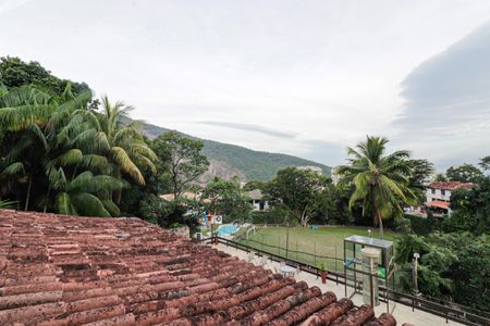 Casa à venda com 600m², 6 quartos e 2 vagasÁrea Privativa