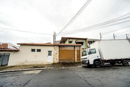 Casa à venda com 407m², 4 quartos e 3 vagasFachada