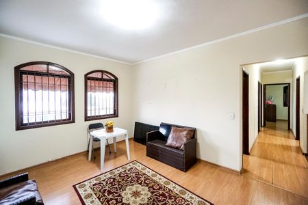 Casa à venda com 407m², 4 quartos e 3 vagasSala 02