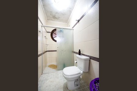 Casa à venda com 407m², 4 quartos e 3 vagasBanheiro da suíte