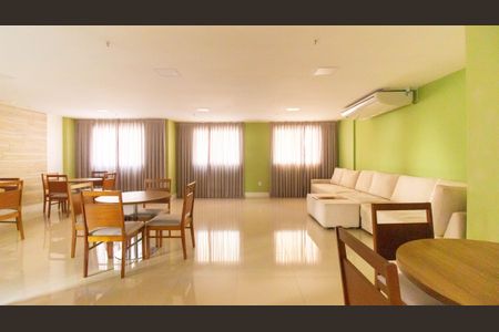 Apartamento para alugar com 72m², 2 quartos e 1 vagaÁrea comum